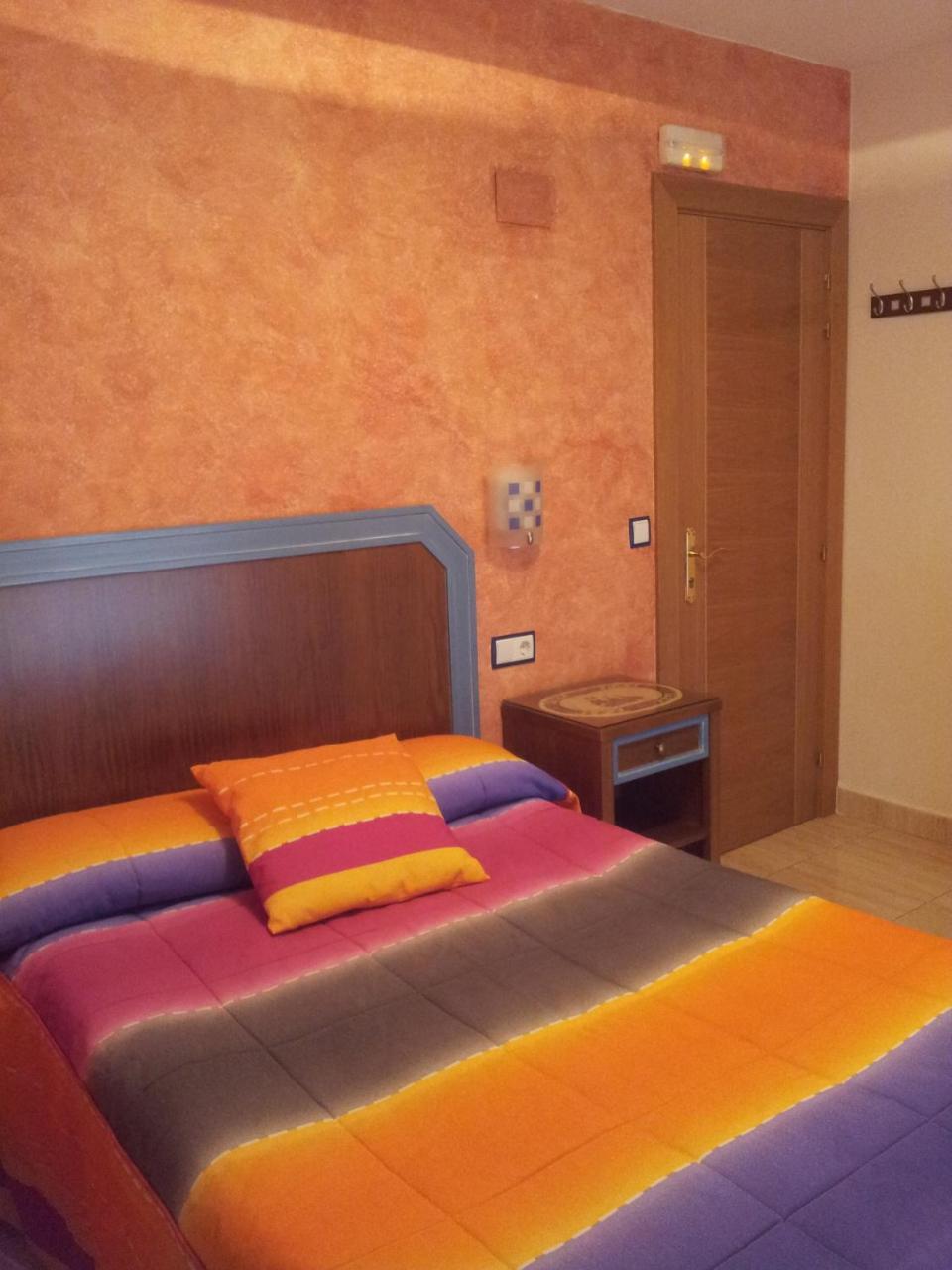 Hostal Conchi Miranda de Ebro Extérieur photo
