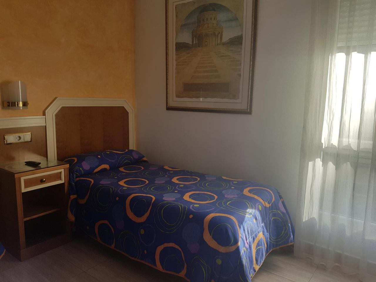 Hostal Conchi Miranda de Ebro Extérieur photo