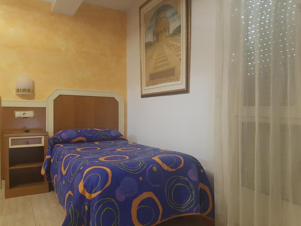 Hostal Conchi Miranda de Ebro Extérieur photo